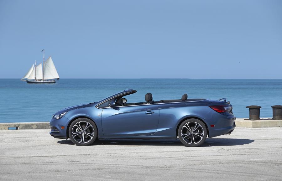  Buick Cascada Convertible 2016 года  (фото 12 из 40)